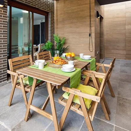 Lomas Apartment